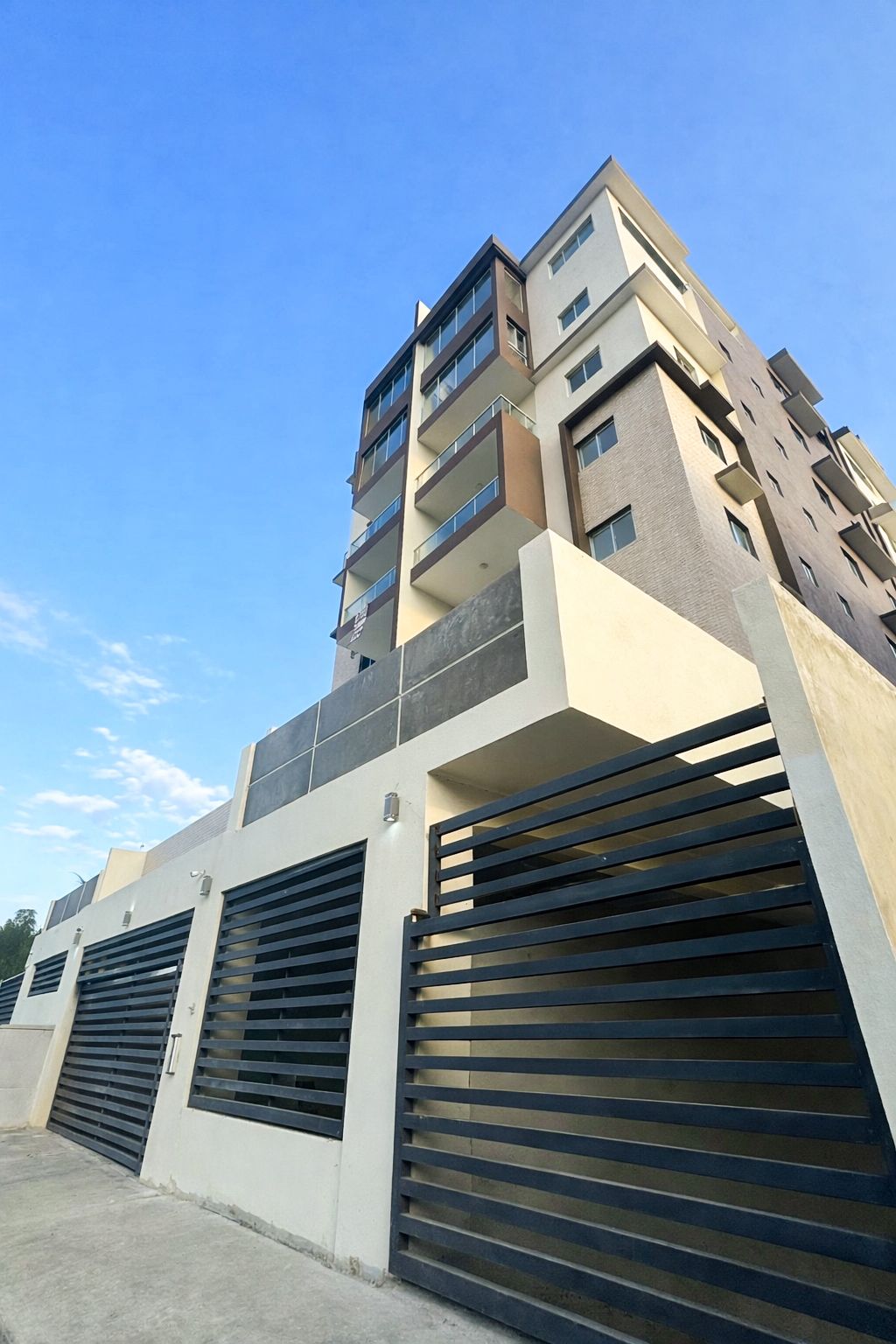 Fachada, Condominio Robles