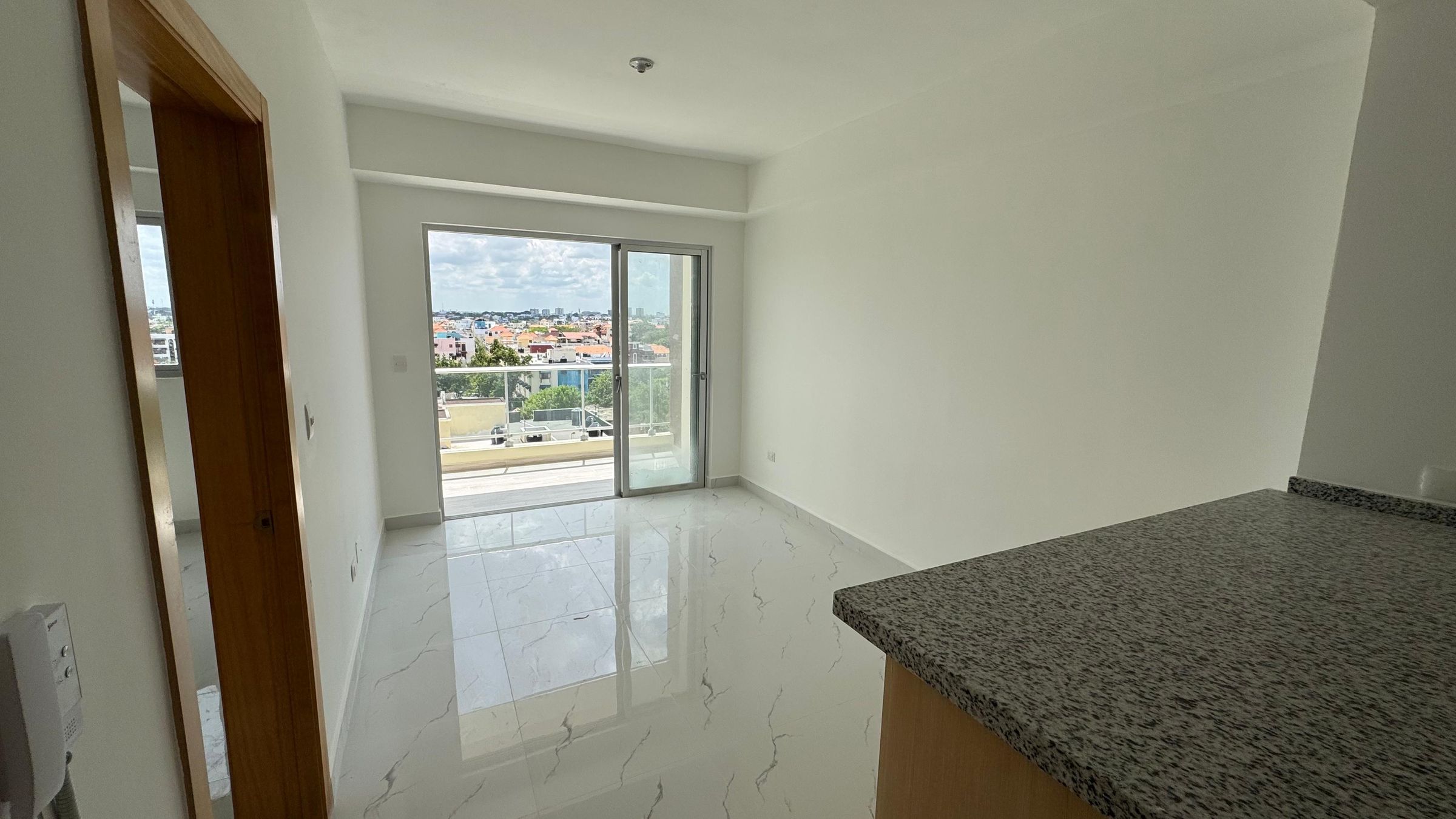 Sala de un apartamento en Condominio Robles